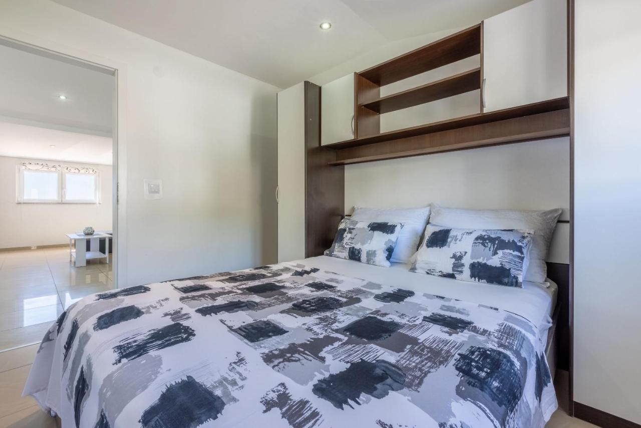 Apartments Pera Selce Kültér fotó